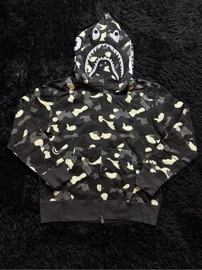 Black white glow camo bape zip up